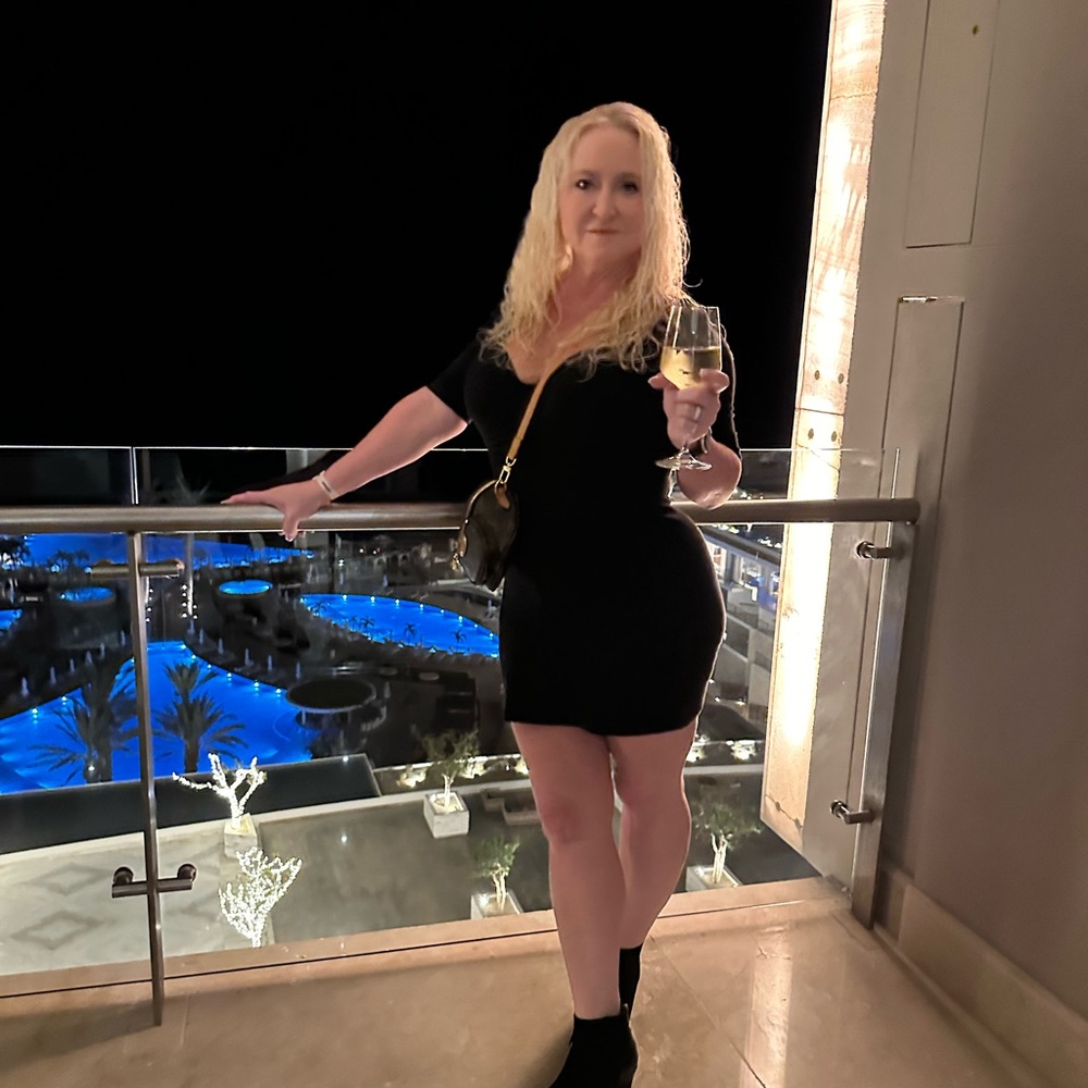 Meet your Posher, Deborah